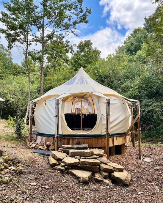 The Pisces-A Stargazing, Luxury Glamping Tent Rogersville Exteriör bild