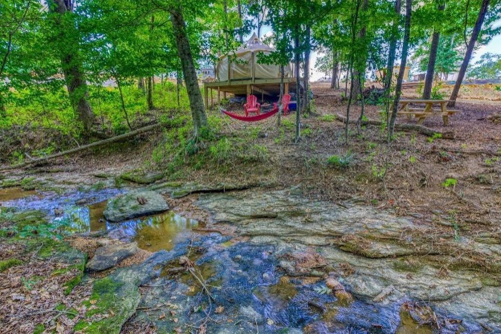 The Pisces-A Stargazing, Luxury Glamping Tent Rogersville Exteriör bild